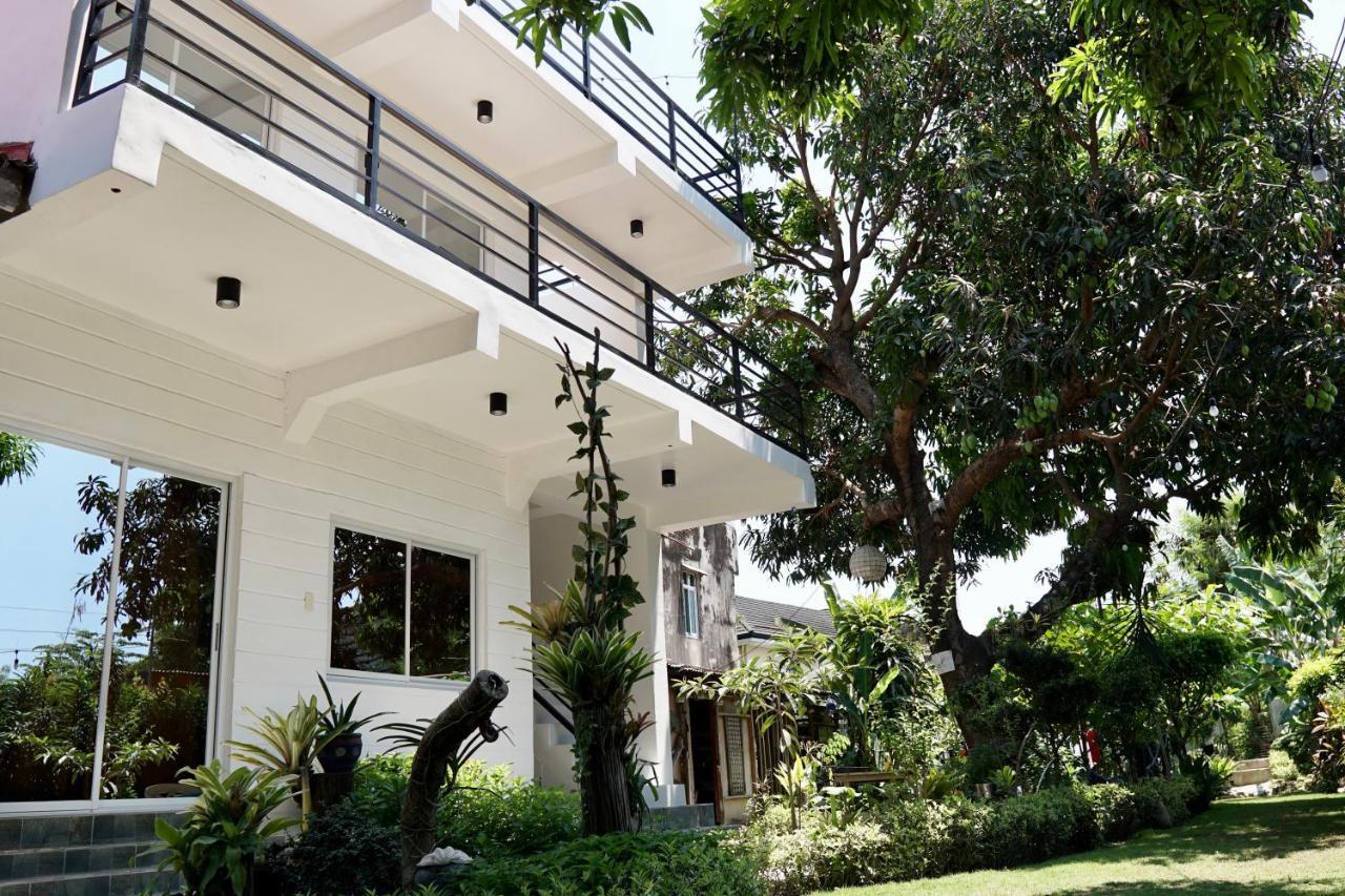Location One Eighty Bed & Breakfast Bangcusay Bagian luar foto
