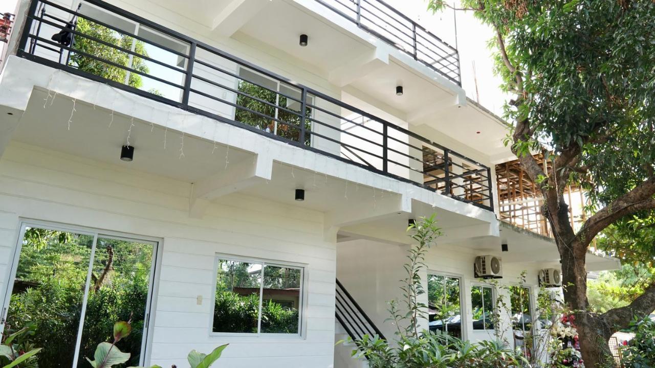 Location One Eighty Bed & Breakfast Bangcusay Bagian luar foto