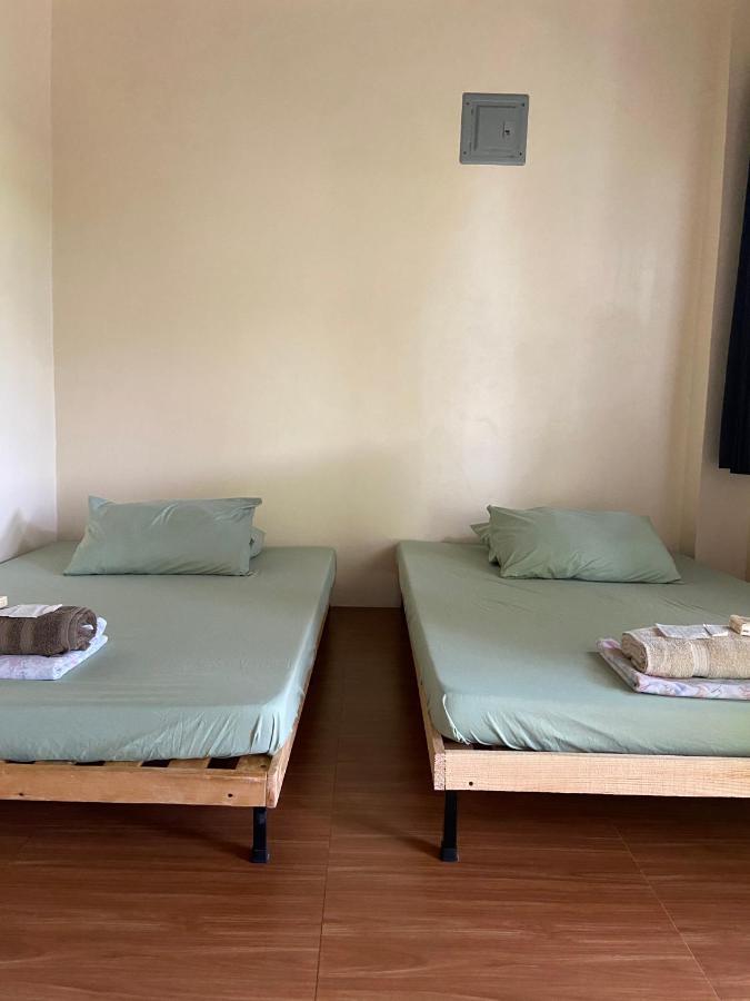 Location One Eighty Bed & Breakfast Bangcusay Bagian luar foto